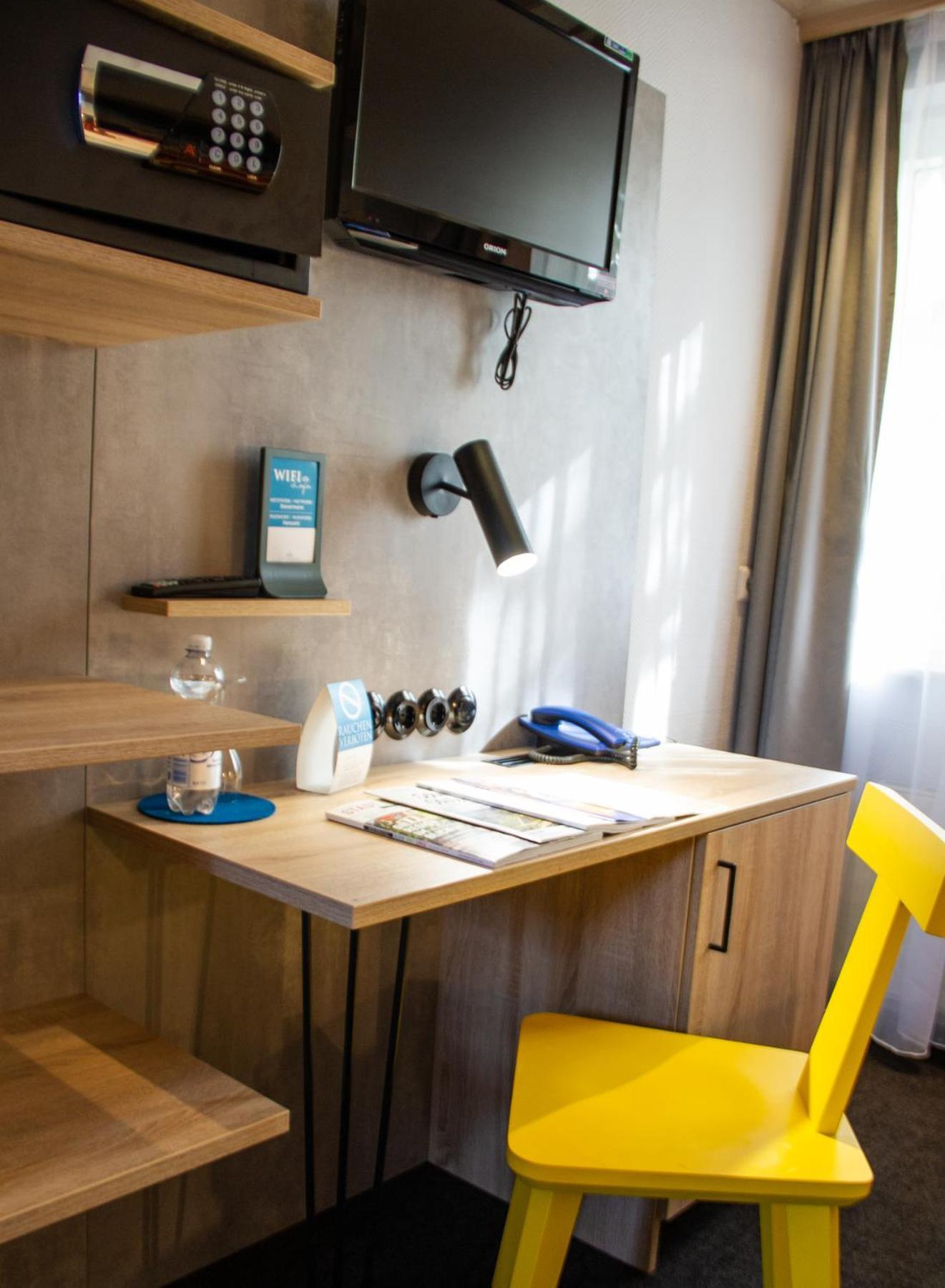Hotel-Restaurant Steuermann Καρλσρούη Εξωτερικό φωτογραφία