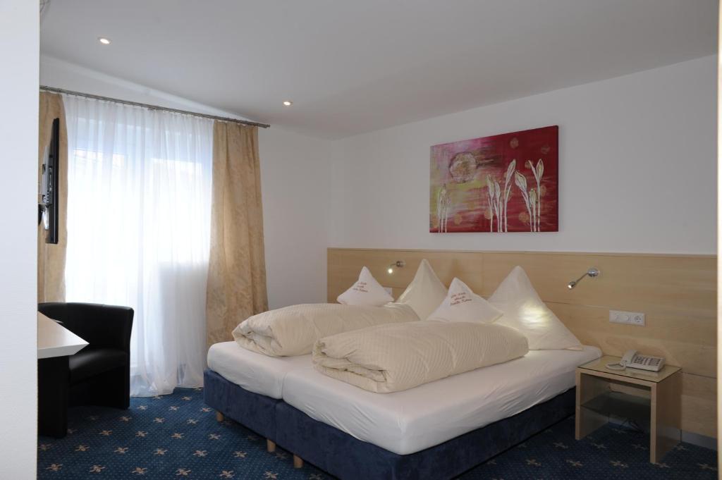 Hotel-Restaurant Steuermann Καρλσρούη Δωμάτιο φωτογραφία